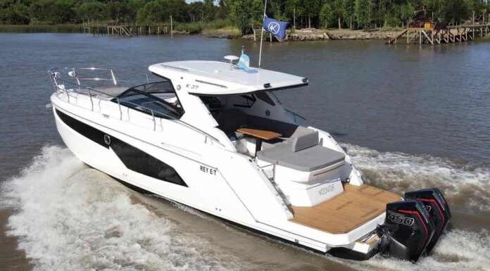 TV – HOY EN ESLORAS PRESENTAMOS EL SPORT CRUISER KLASE A 37 HT CON MOTORIZACIÓN FUERA DE BORDA