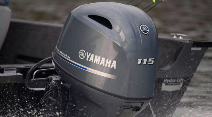 MOTOR YAMAHA DE 115 HP