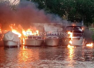 INCENDIO DE EMBARCACIONES: BUZOS DE PREFECTURA TRABAJAN PARA RETIRAR BARCO HUNDIDO