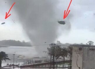 VIDEO – UN TORNADO EN LA ISLA CRISTINA HACE VOLAR UNA LANCHA