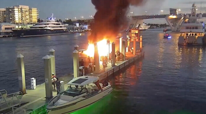 VIDEO – EXPLOTÓ UN YATE EN FORT LAUDERDALE EN LA PREVIA DE NAVIDAD Y CAUSÓ UN MUERTO