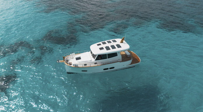 MENORQUIN 35 HT: ESENCIA CLÁSICA, CONSTRUCCIÓN AVANZADA