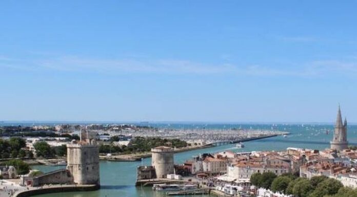 LA ROCHELLE PROHÍBE EL ALQUILER DE AIRBNB EN BARCOS A PARTIR DE JUNIO DE 2025