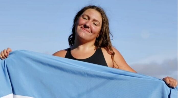 UNA JOVEN DE 17 AÑOS BUSCARÁ CRUZAR EL RÍO DE LA PLATA A NADO