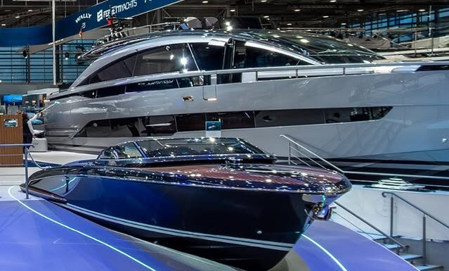 EL GRUPO FERRETTI PRESENTA EN PRIMICIA MUNDIAL EL RIVA ISEO SUPER EN EL BOOT DÜSSELDORF 2025