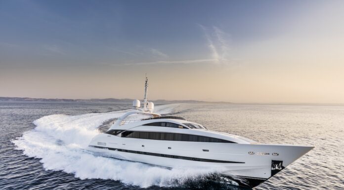 ISA SPORT 120 M/Y ISA LOVE