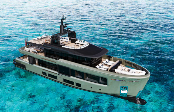 CANTIERI DELLE MARCHE PRESENTA EL PRIMER RAW 105