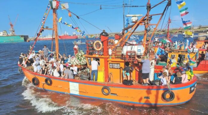 FIESTA DE LOS PESCADORES: SE PREPARAN LOS 97° FESTEJOS EN HONOR A SAN SALVADOR CON LA EMBLEMÁTICA PROCESIÓN NÁUTICA
