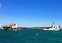 SANTA CRUZ: PREFECTURA ASISTIÓ A UN VELERO AVERIADO CON DOS PERSONAS A BORDO