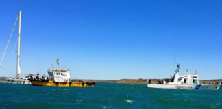 SANTA CRUZ: PREFECTURA ASISTIÓ A UN VELERO AVERIADO CON DOS PERSONAS A BORDO