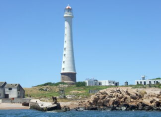 FAROS EN LA VENDÉE GLOBE: ISLA DE LOBOS, UN FARO EN LA FRONTERA ENTRE URUGUAY Y ARGENTINA