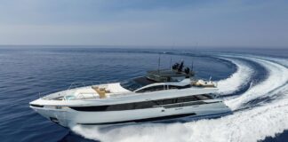 ES UN MANGUSTA 33 DE OVERMARINE, EL NUEVO YATE DE MAX VERSTAPPEN