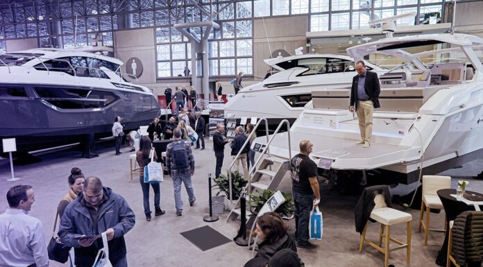 SALÓN NÁUTICO DE NUEVA YORK