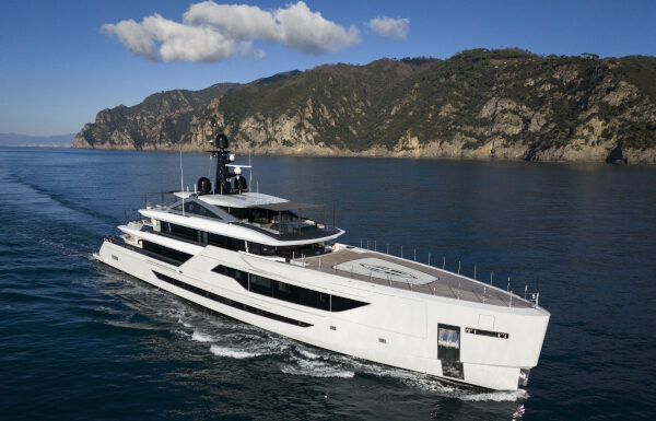 PRESENTAMOS DIAMOND BINTA, EL 58 METROS TOTALMENTE PERSONALIZADO DE TANKOA YACHTS