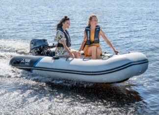 YAMAHA MOTOR EUROPA PRESENTÓ EN DUSSELDORF NUEVAS NEUMÁTICAS, Y FUERA BORDAS DE GAMA MEDIA REDISEÑADOS