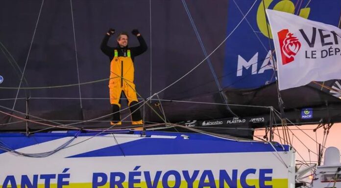 CHARLIE DALIN GANA LA VENDÉE GLOBE Y ESTABLECE UN NUEVO RÉCORD
