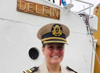 EL GUARDACOSTAS GC-13 “DELFÍN” TIENE NUEVA CAPITANA