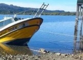 SE HUNDIÓ UNA LANCHA EN EL PARQUE NACIONAL LOS ALERCES