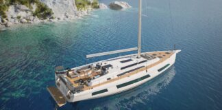 VELEROS – DUFOUR 54 COMBINA POTENCIA Y RENDIMIENTO CON UN DISEÑO METICULOSO