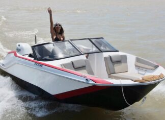 LOURDES SANCHEZ: “LA LANCHA ES EL PLAN PARA EL FIN DE SEMANA”