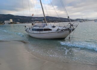 MALLORCA – APARECE OTRO VELERO VARADO EN LA PLAYA DE LOS NAUFRAGIOS DE CALVIÁ, SON MATIES: ESTA ES LA HISTORIA DE LOS CASOS MÁS RECIENTES