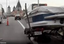 SE TIRÓ A DORMIR EN UNA LANCHA EN PLENA AUTOPISTA 25 DE MAYO