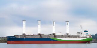 LAS VELAS DE SUCCIÓN MÁS GRANDES DEL MUNDO INSTALADAS EN UN BUQUE TRANSPORTADOR DE JUGOS