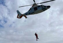 MAR DEL PLATA: PERSONAL DE PREFECTURA SE CAPACITÓ EN TÉCNICAS DE SALVAMENTO Y SUPERVIVENCIA