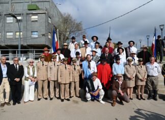 PREFECTURA PARTICIPÓ DE UN HOMENAJE A LOS HOMBRES QUE FORMARON PARTE DE LA “TRAVESÍA DE LOS 33 ORIENTALES”