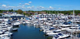 EL 12º SALÓN BRITÁNICO DE YATES A MOTOR ATRAE A UN PÚBLICO RÉCORD