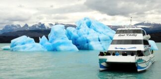 ORGANIZAN UNA NAVEGACIÓN SOLIDARIA HACIA LOS GLACIARES