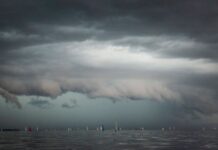 TORMENTAS EN EL MAR, CONOCIÉNDOLAS MEJOR