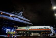 EL YATE FEADSHIP CARGA HIDRÓGENO LÍQUIDO POR PRIMERA VEZ EN ÁMSTERDAM