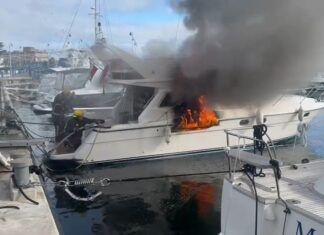VIDEO – SE INCENDIÓ UN YATE EN EL PUERTO DE PUNTA DEL ESTE