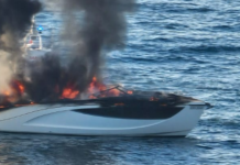 ITALIA – LANCHA INCENDIADA FRENTE A LA MARINA GRANDE EN PROCIDA: 12 OCUPANTES SALVADOS