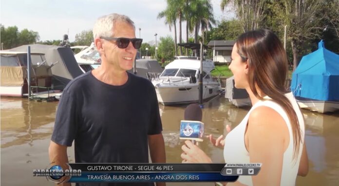 Gustavo Tirone, capitán de la travesía junto a Lorena Franceschetti en al entrevista para Paralelo Cero (El Garage TV)