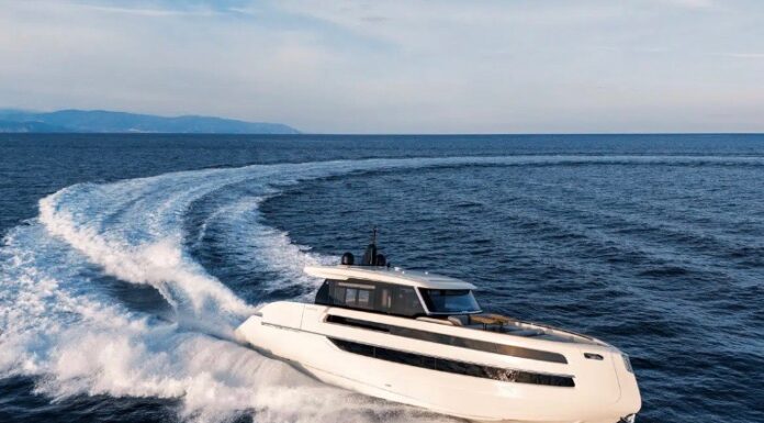 INVICTUS ST550: INNOVACIÓN ITALIANA EN CADA DETALLE