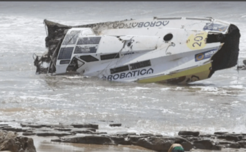 APARECE EN LA COSTA MARROQUÍ UN VELERO DE COMPETICIÓN ONCE MESES DESPUÉS DE SU HUNDIMIENTO