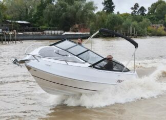 NAVEGACIÓN CON CLASE: ASÍ ES LA NUEVA AVALON 230 CUDDY