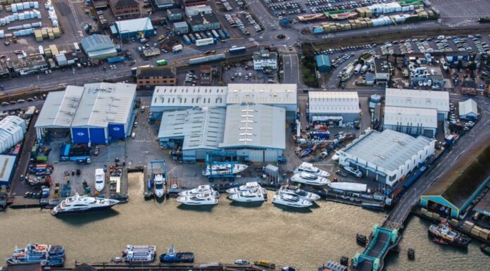 EL DIRECTOR EJECUTIVO DE SUNSEEKER CULPA A LOS ARANCELES DESPUÉS QUE LA EMPRESA RECORTARA 200 EMPLEOS