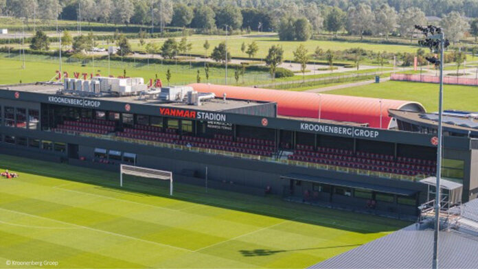 Yanmar apoya al equipo de fútbol Almere City FC como patrocinador del estadio desde 1989.