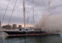 ESPAÑA – SE INCENDIA UN VELERO DE 20 METROS EN BADALONA SIN DAÑOS MAYORES