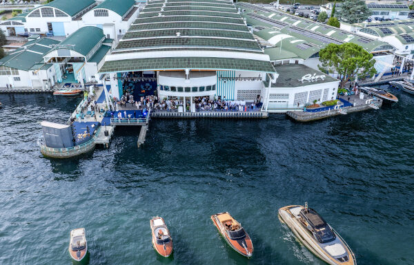 ¡AL AGUA! CUATRO NUEVOS RIVAS PRESENTADOS EN EL LAGO ISEO