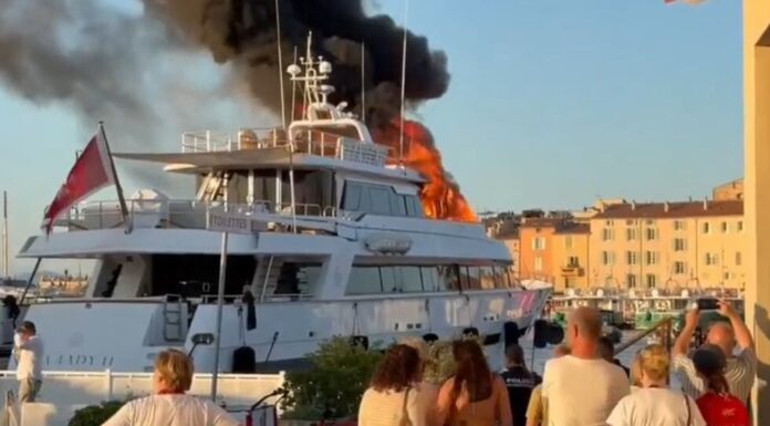EL YATE QUE SE INCENDIÓ EN SAINT-TROPEZ ERA DE JOSÉ LUIS MANZANO