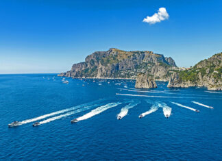 PERSHING CELEBRA 40 AÑOS DE HISTORIA E INNOVACIÓN EN EL MAGNÍFICO ENTORNO DE LA ISLA DE CAPRI