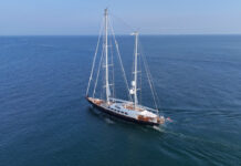 LA DIVISIÓN REFIT DE CANTIERI DI PISA CELEBRA LA ENTREGA DE DOS SUPERYATES DISEÑADOS Y CONSTRUIDOS POR FEADSHIP Y PERINI NAVI