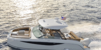 FOUR WINS LANZA LOS NUEVOS CATAMARANES TH33 Y TH38 CON MAYOR ESPACIO Y ESTABILIDAD