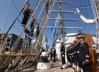 ÁMSTERDAM RECIBIÓ A LA FRAGATA ARA “LIBERTAD”