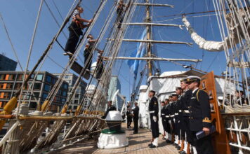 ÁMSTERDAM RECIBIÓ A LA FRAGATA ARA “LIBERTAD”