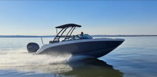 HOY EN ESLORAS PRESENTAMOS LA BERMUDA DISCOVERY 230 CON 300 HP